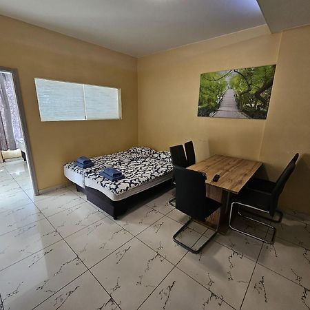 Royal Apartments & Rooms 자그레브 외부 사진