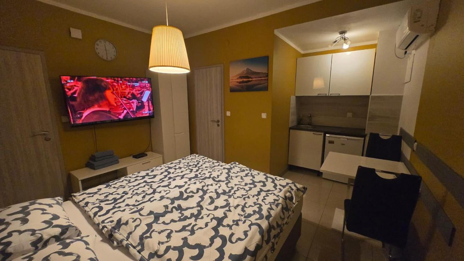 Royal Apartments & Rooms 자그레브 외부 사진